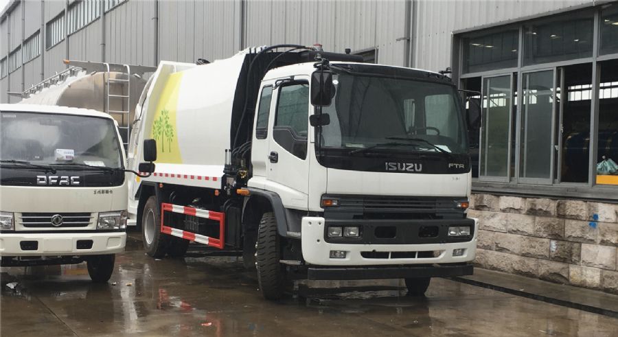 12方压缩垃圾车 12方压缩垃圾车